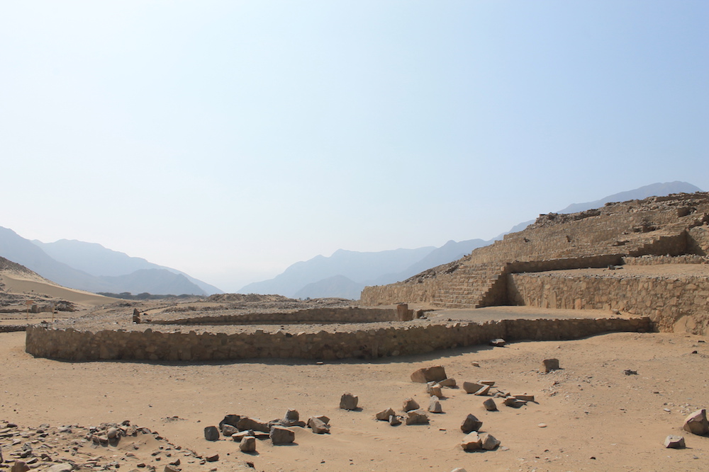 Caral. Ruins.