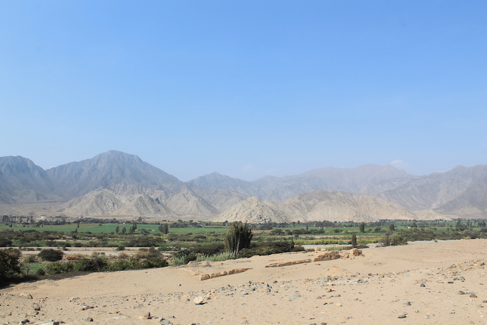 Caral. Ruins.