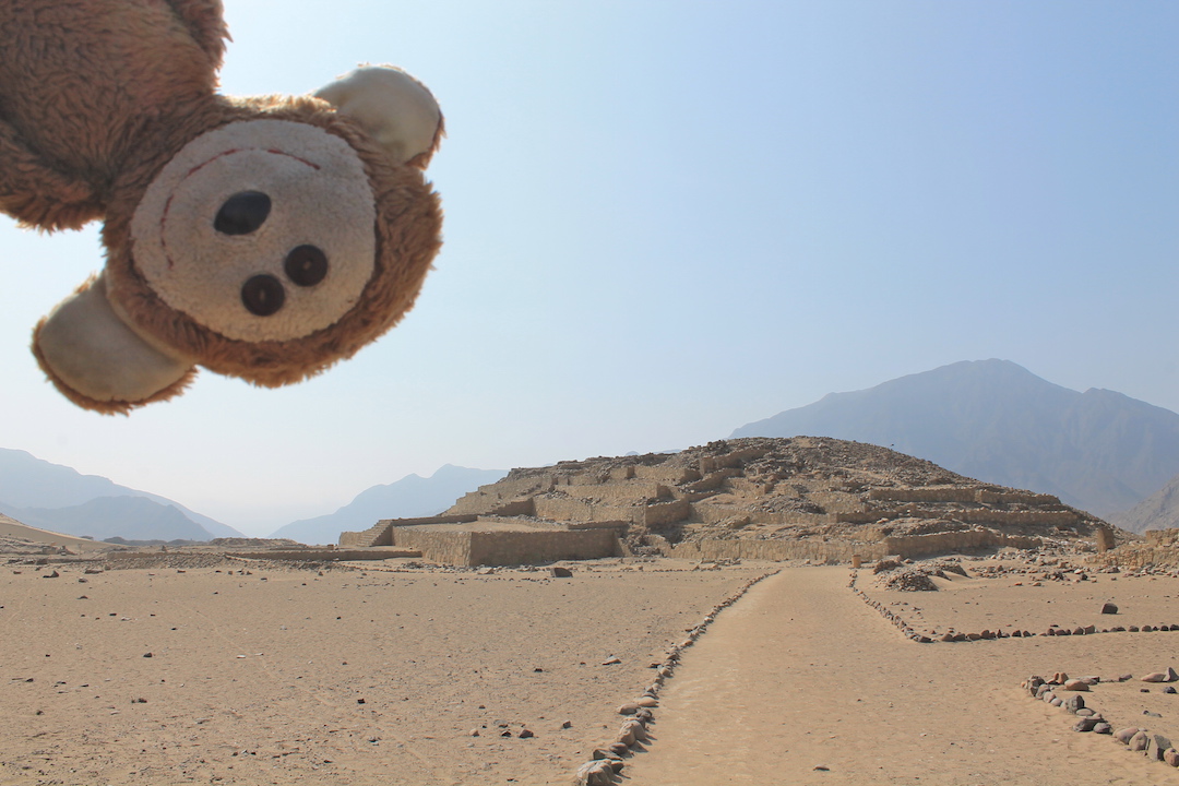 Caral. Ruins.